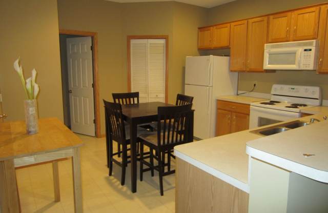 1906 Bluestem Ln Gallery 2