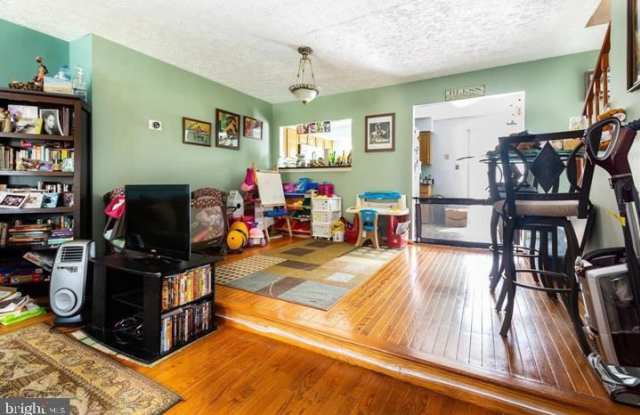 10681 CAMPUS WAY S Gallery 3