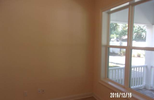 1949 Amelia Oaks Dr Gallery 4