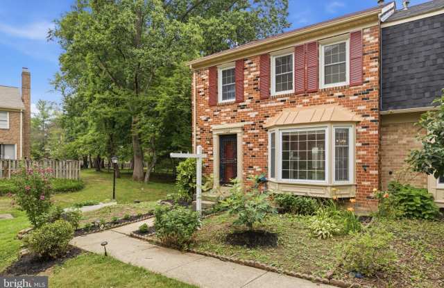 7428 FOUNTAIN HEAD Drive Gallery 3