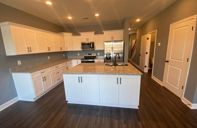 For Lease - 3 Bed, 2.5 Bath, 1524 Sqft Townhome - Lebanon, TN! - 1277 Bluebird Road, Wilson County, TN 37087