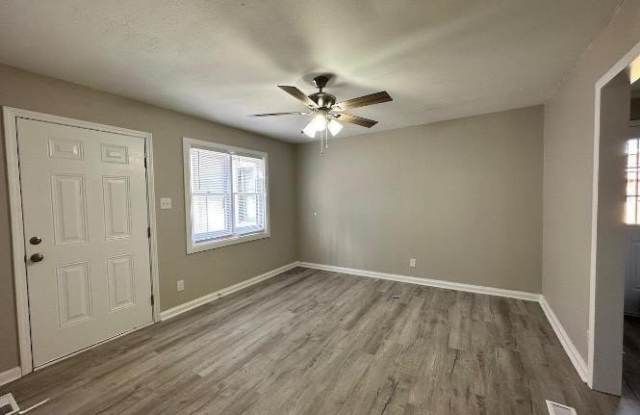 2704 Cartier Drive Gallery 2