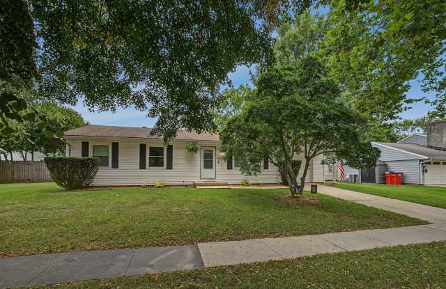 COMING SOON! Southwest Champaign 3-Bedroom, 1.2-Bath Home for Rent photos photos