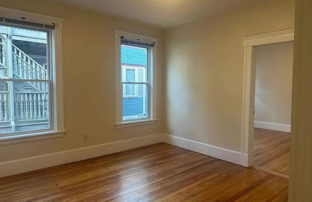 140 Elm St Apt 5 Gallery 2