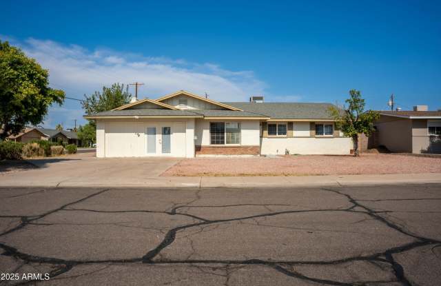 2503 S JENTILLY Lane photos photos