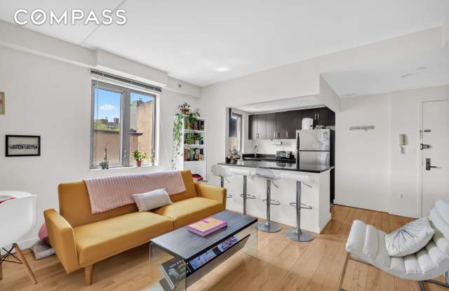 1810 Third Avenue photos photos