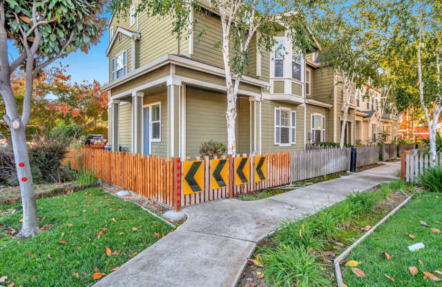 Beautiful 3-Bed, 3-Bath Home in Prime Sunnyvale Location! photos photos