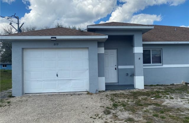 809 Alabama RD S - 809 Alabama Rd S, Lehigh Acres, FL 33974