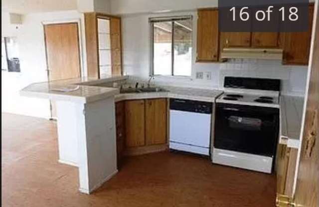 15487 S Black Mountain Road Gallery 4