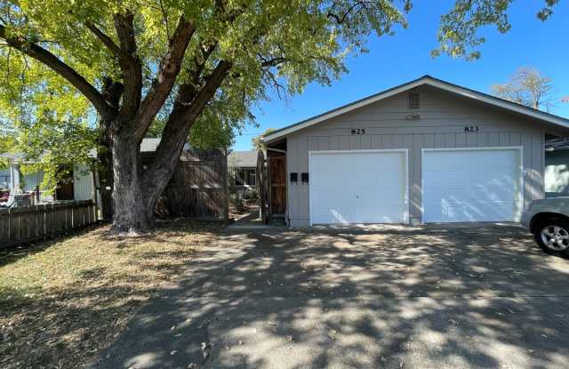 Welcome to a Private Backyard-2 Bedroom 1 Bath Duplex Gallery 3