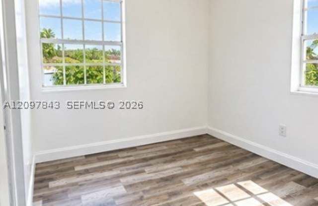 1812 NW 22nd Ave Gallery 2