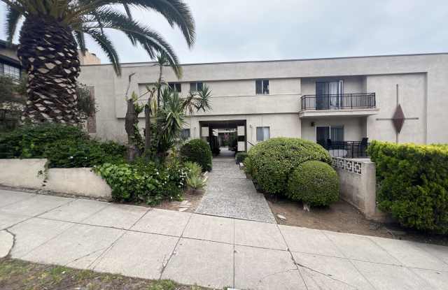 10350 Almayo Avenue photos photos