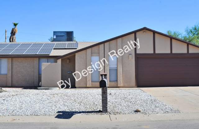 Spacious 4 Bedroom 2 Bath Home with Recent Updates and Large Backyard Gallery 4