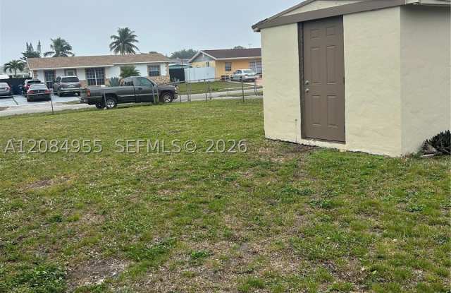 3270 NW 196th Ln Gallery 2