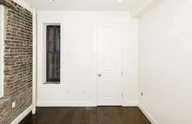 392 E 74th St Gallery 4