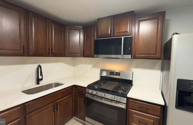 18925 MILLS CHOICE RD #18925 Gallery 2