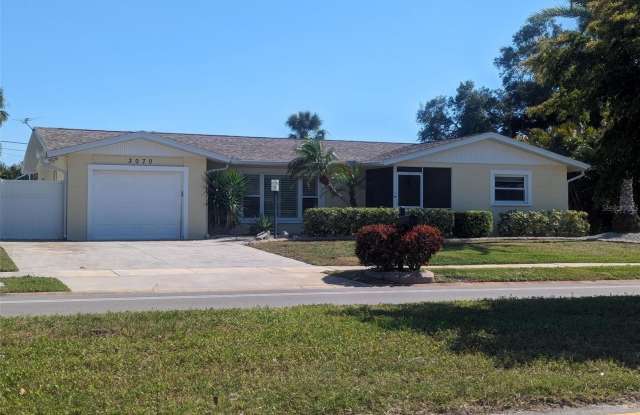 3070 GULF GATE DRIVE photos photos