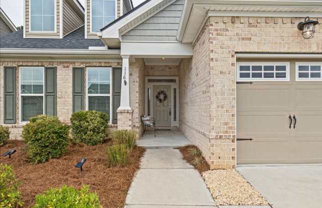 Gorgeous 4 Bed/3.5 Bath Home with 2 Primary Suites in Pooler! Gallery 3