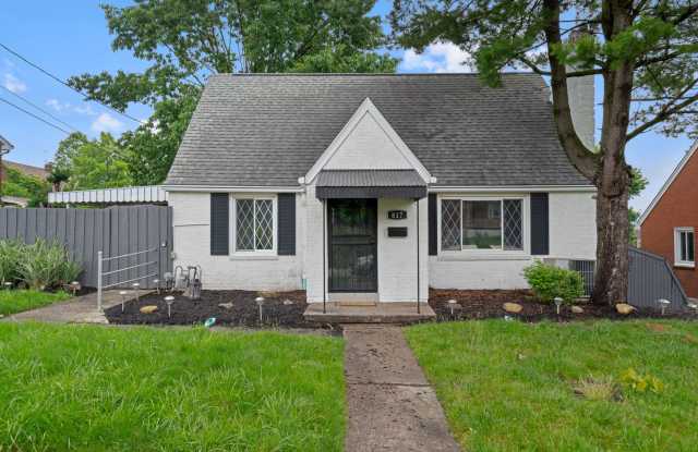 1ST MONTH FREE NOW THRU 9/5! Stunning 3 bedroom home in Duquesne available now! photos photos
