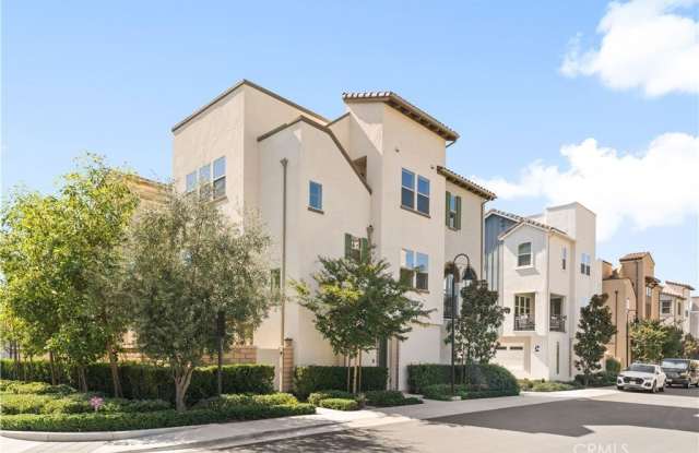 2 Hideaway Loop - 2 Hideaway Loop, Mission Viejo, CA 92692