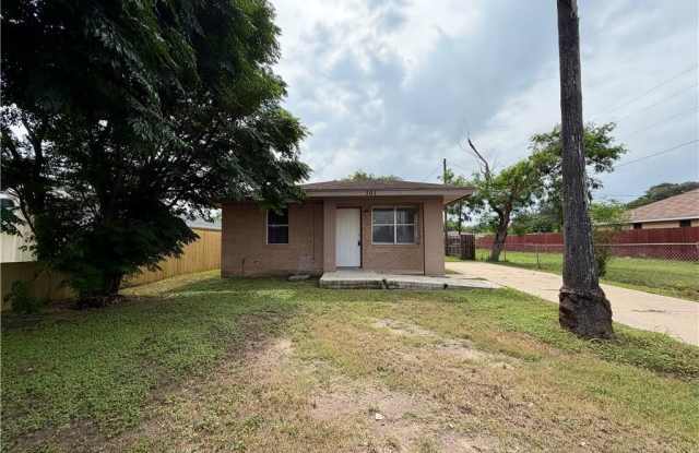 301 S Raul Longoria Road photos photos