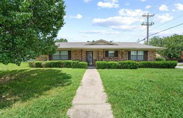 3300 Nashville Avenue photos photos