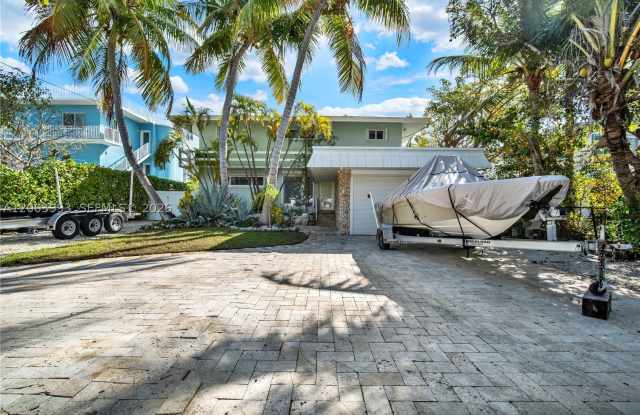 69 Shoreland Dr Gallery 2