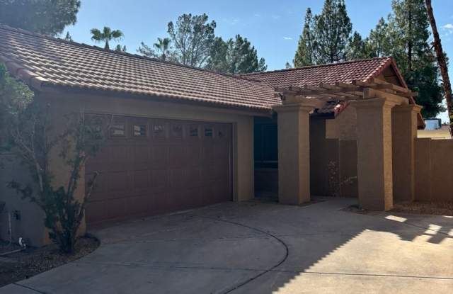 Gilbert three bedroom - 301 East Kroll Drive, Gilbert, AZ 85234