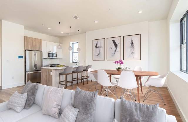 105 SOUTH ST - 105 South Street, Jersey City, NJ 07307 105 SOUTH ST - 105 South Street, Jersey City, NJ 07307