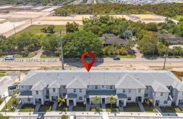 27704 SW 156th Ct Gallery 3