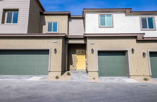 Brand new DR Horton Townhome with 3 bedroom,2 bathrooms and 1 car garage located at Trails at Willow Ranch! photos photos