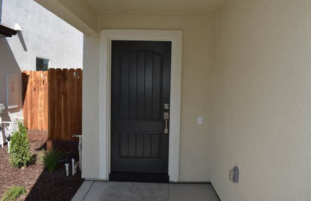 451 Peppercorn Drive Gallery 4
