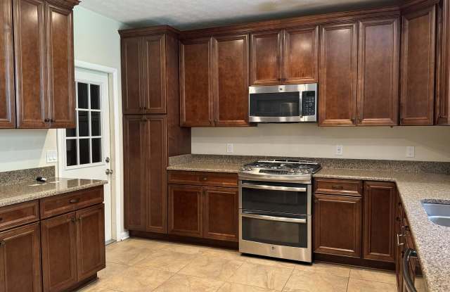 5051 Thorden Road photos photos