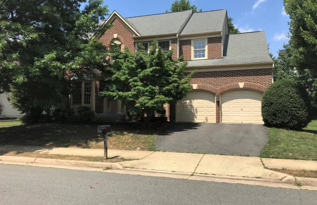 8306 WOLFTRAP ROAD - 8306 Wolftrap Road, Tysons Corner, VA 22182
