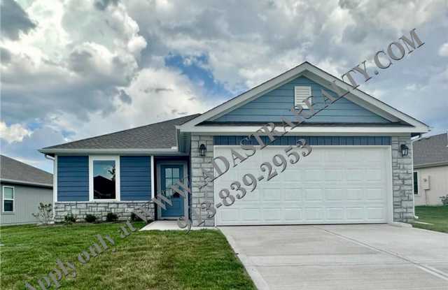 BRAND NEW!! Beautiful 3 Bed 2 Bath Home in Gardner-Available NOW!! Gallery 1