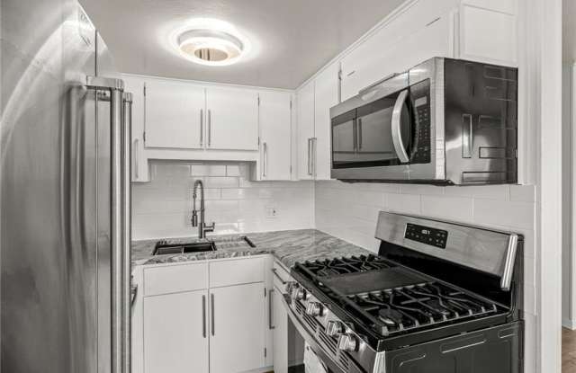1711  W Olrich  ST photos photos