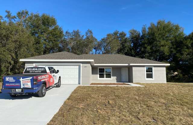 Custom Home - Desirable SW Ocala Neighborhood 3/2/2 **Won't Last** photos photos