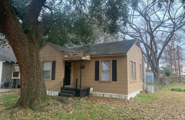 623 Yarborough St. - 623 Yarborough Street, Bossier City, LA 71111