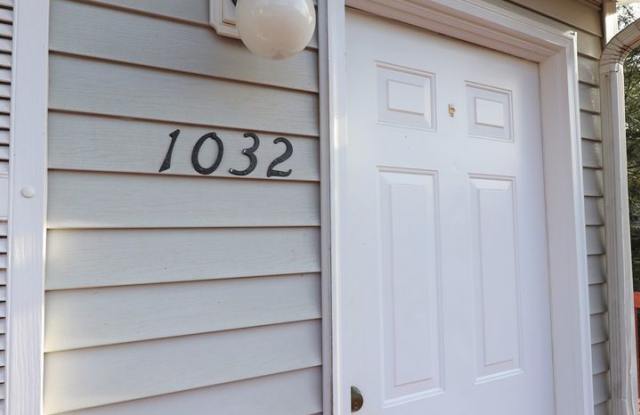 2 bed/1 bath in Woodburn Area - Available 11/9/26 Gallery 3