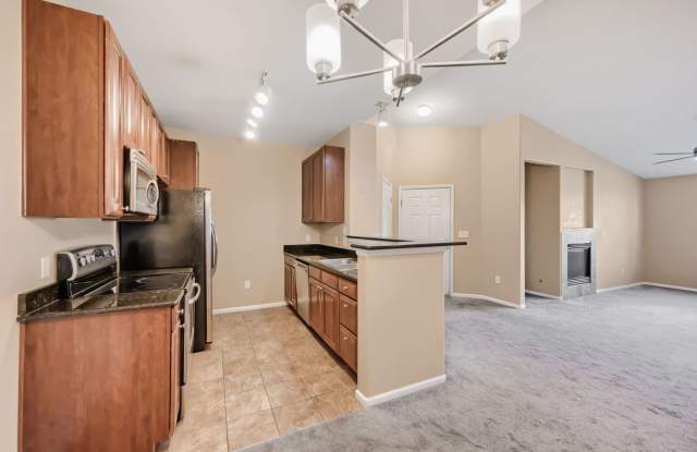 **$500 Off 1st Month's Rent**Beautiful 2 Bedroom/2 Bathroom Condo at Blue Sky at Vista Ridge - AVAILABLE NOW Gallery 3