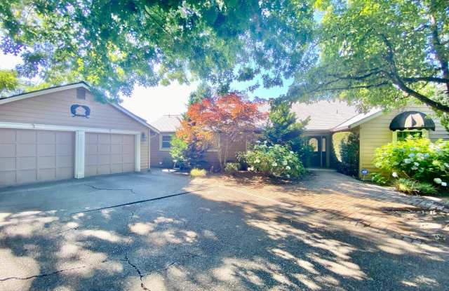 18 SKAGIT KY - 18 Skagit Key, Bellevue, WA 98006