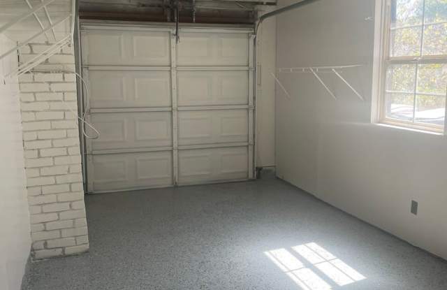 5250 Standish Rd - Sacramento 95820 Gallery 4