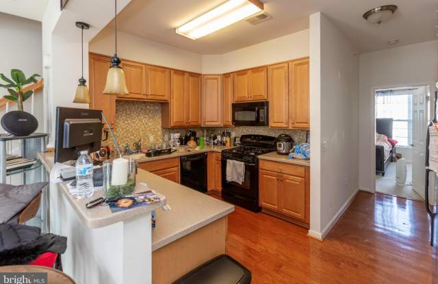 13957 HOLLOW WIND WAY Gallery 3