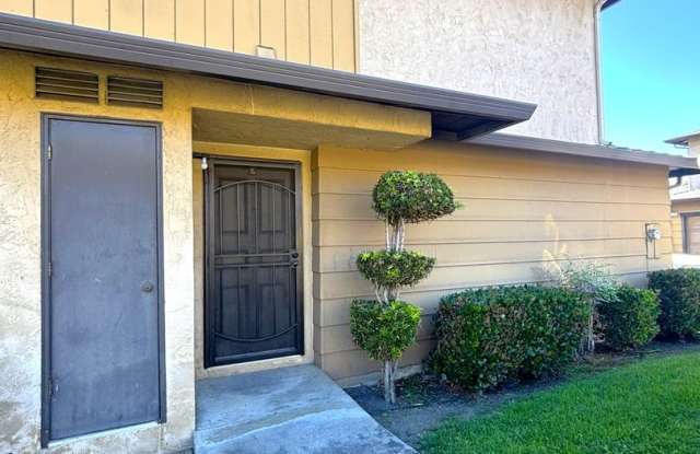 Spacious 3 Bed / 3 Bath Home in Gated Community – Freshly Painted  Move-In Ready photos photos