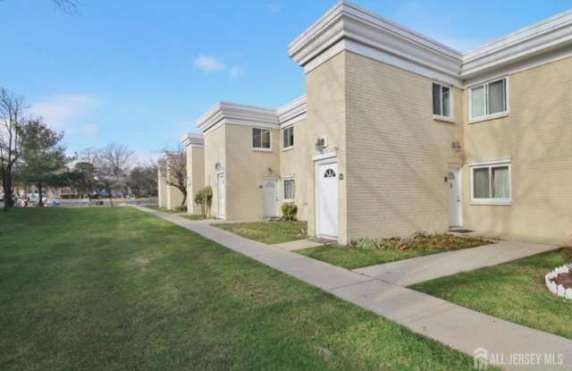 13 Lake Avenue photos photos