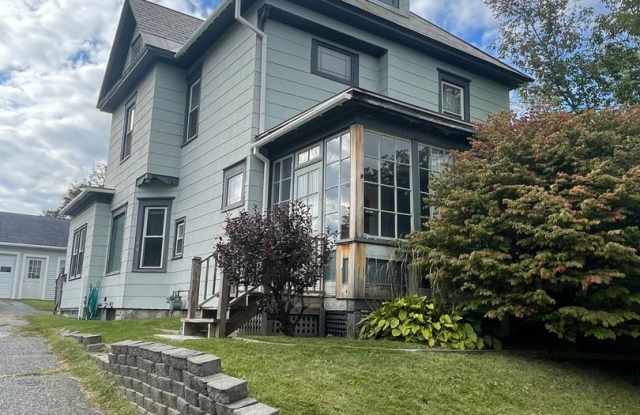 Classic Charm & Modern Updates- House for Rent in a Great North Adams Neighborhood- $2350 Gallery 1