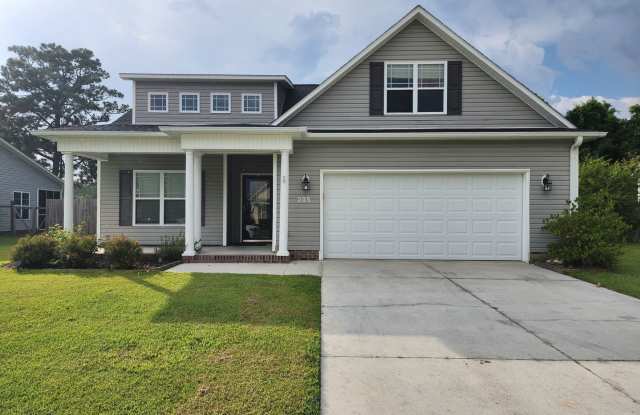 3 Bedroom home with an upstair bonus room located in Swansboro photos photos