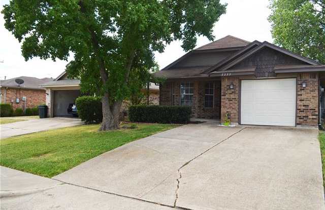 5333 Riverport Drive Gallery 2
