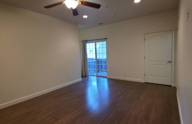 2512 West Pikes Peak Drive - 1 Gallery 3