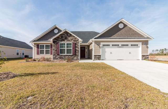 221 Wood House Road - 221 Wood House Road, Onslow County, NC 28540